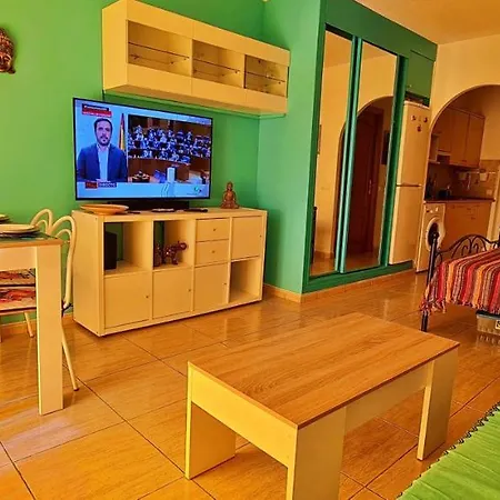 Nice Apartment With Balcony Overlooking The Pool Costa Del Silencio